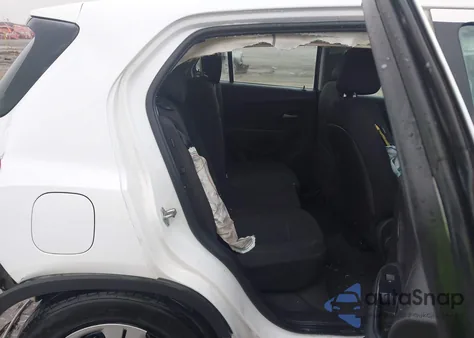 2017 Chevrolet Trax Ls z USA, uszkodzony, nr VIN 3GNCJKSB7HL159592